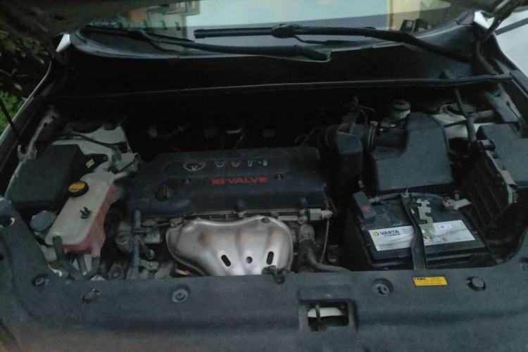 Used Toyota RAV4 2011 2.0L Automatic Classic Edition Engine Bay
