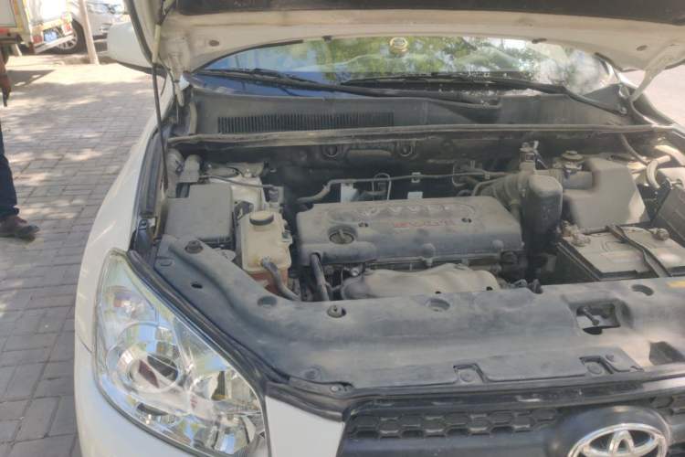 Used Toyota RAV4 2011 2.0L Manual Classic Edition Engine Bay Right