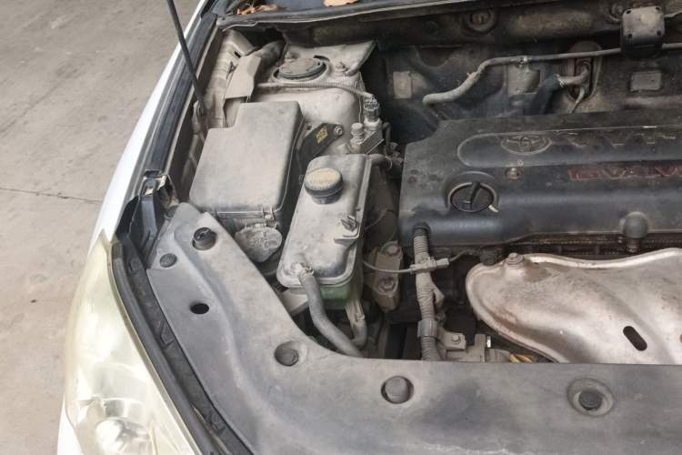 Used Toyota RAV4 2011 2.0L Automatic Classic Edition Engine Bay Right