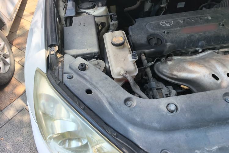 Used Toyota RAV4 2011 2.0L Automatic Classic Edition Engine Bay Right