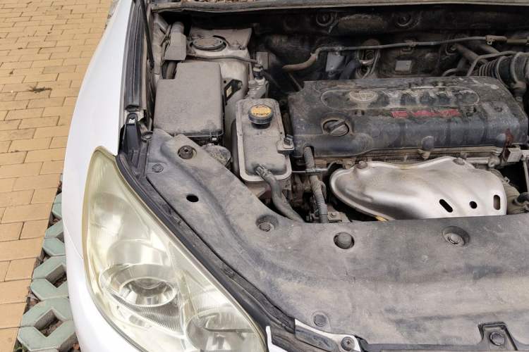 Used Toyota RAV4 2011 2.0L Automatic Classic Edition Engine Bay Right