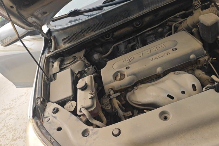 Used Toyota RAV4 2011 2.4L Automatic 4x4 Luxury Edition Engine Bay Right