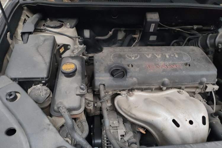 Used Toyota RAV4 2011 2.4L Automatic 4x4 Luxury Edition Engine Bay Right