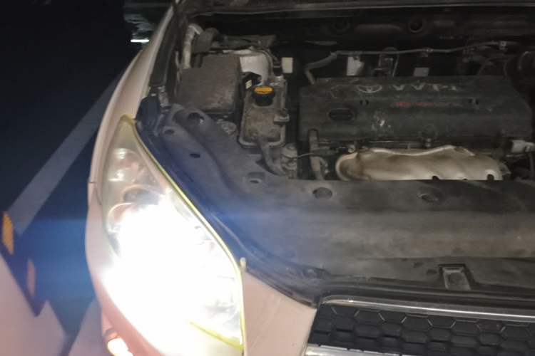Used Toyota RAV4 2011 2.0L Automatic Luxury Edition Engine Bay Right