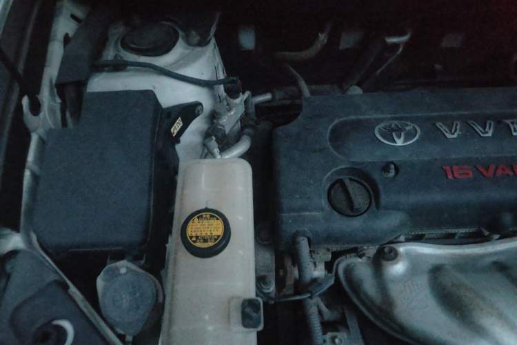 Used Toyota RAV4 2011 2.0L Automatic Classic Edition Engine Bay Right