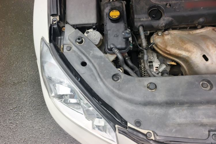 Used Toyota RAV4 2011 2.0L Automatic Classic Edition Engine Bay Right