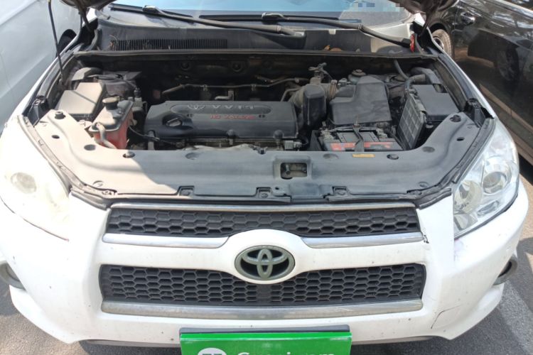 Used Toyota RAV4 2011 2.4L Automatic 4x4 Luxury Edition Engine Bay