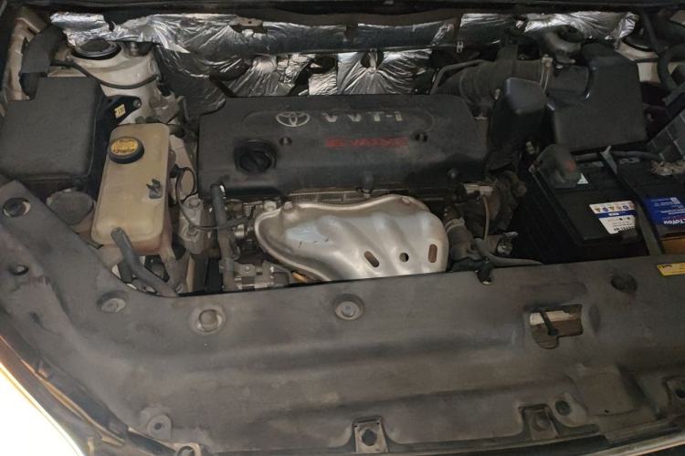 Used Toyota RAV4 2011 2.4L Automatic 4x4 Supreme Edition Engine Bay