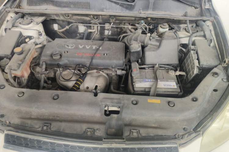Used Toyota RAV4 2011 2.4L Automatic 4x4 Luxury Edition Engine Bay