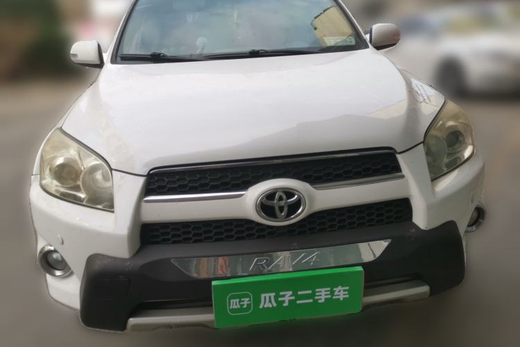 Used Toyota RAV4 2011 2.0L Automatic Luxury Edition Front