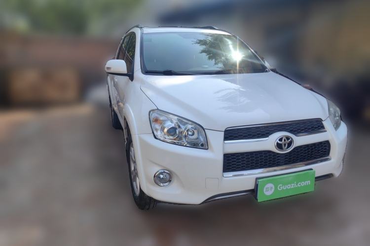 Used Toyota RAV4 2011 2.0L Automatic 4x4 Edition Front Right 45 Deg