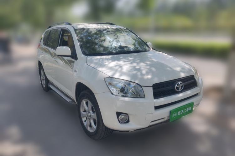 Used Toyota RAV4 2011 2.0L Manual Classic Edition Front Right 45 Deg