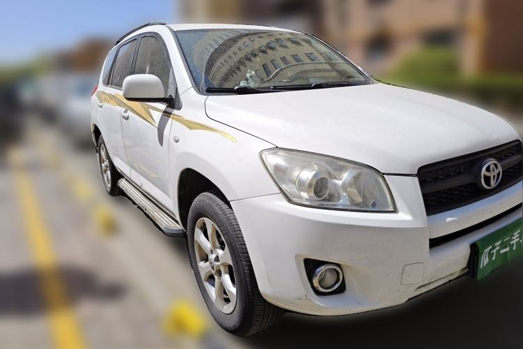 Used Toyota RAV4 2011 2.0L Automatic Classic Edition Front Right 45 Deg