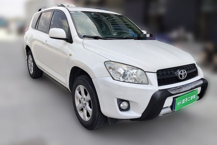 Used Toyota RAV4 2011 2.0L Automatic Classic Edition Front Right 45 Deg