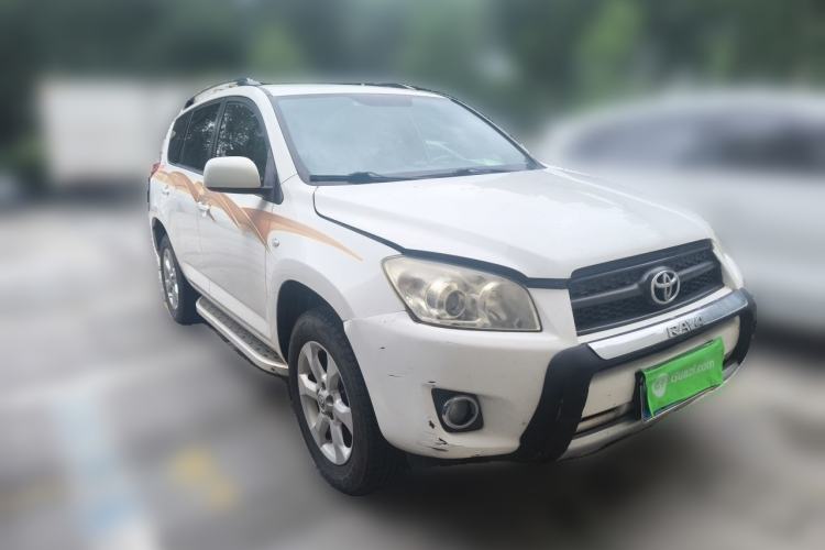 Used Toyota RAV4 2011 2.0L Automatic Classic Edition Front Right 45 Deg