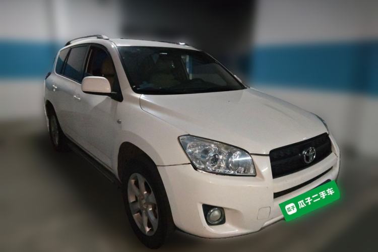 Used Toyota RAV4 2011 2.0L Automatic Classic Edition Front Right 45 Deg