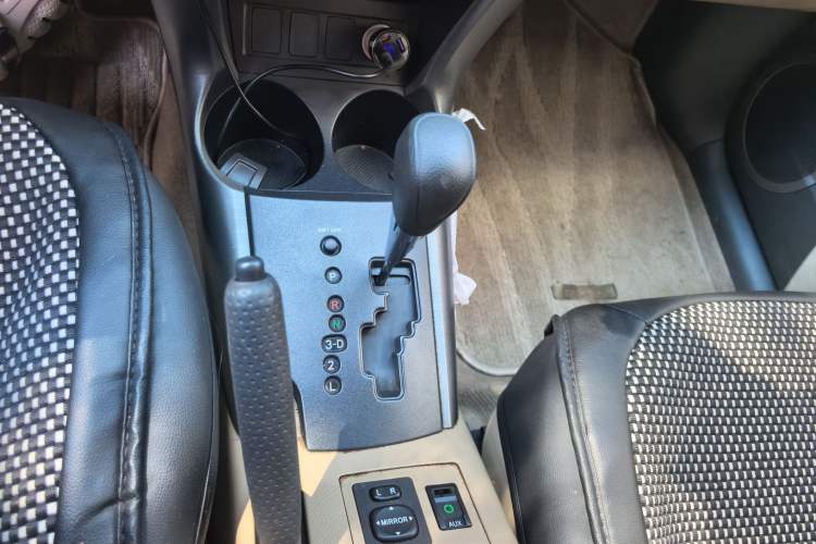 Used Toyota RAV4 2011 2.0L Automatic Classic Edition Gear Lever