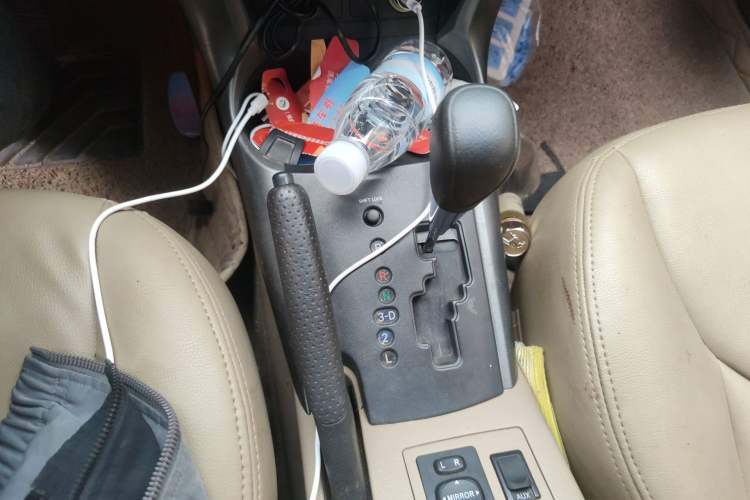 Used Toyota RAV4 2011 2.0L Automatic 4x4 Edition Gear Lever