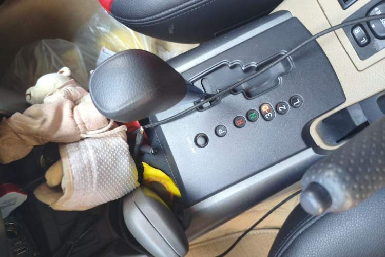 Used Toyota RAV4 2011 2.0L Automatic Classic Edition Gear Lever