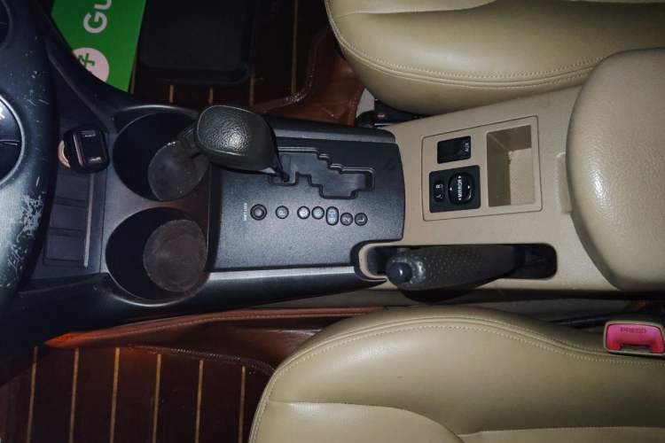 Used Toyota RAV4 2011 2.0L Automatic Classic Edition Gear Lever