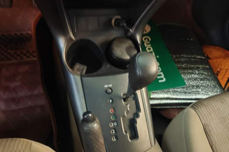 Used Toyota RAV4 2011 2.0L Automatic 4x4 Edition Gear Lever