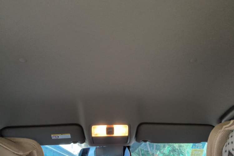 Used Toyota RAV4 2011 2.0L Automatic Classic Edition Headliner