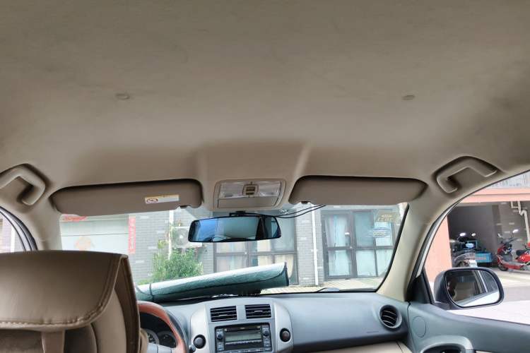 Used Toyota RAV4 2011 2.0L Automatic Classic Edition Headliner