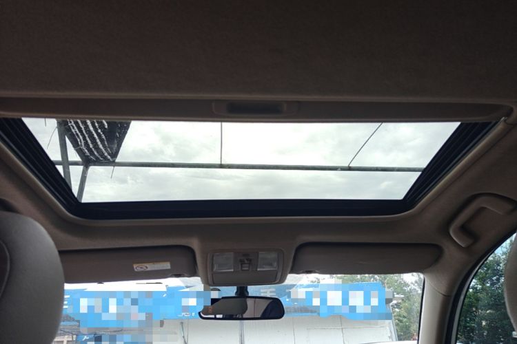 Used Toyota RAV4 2011 2.4L Automatic 4x4 Luxury Edition Headliner
