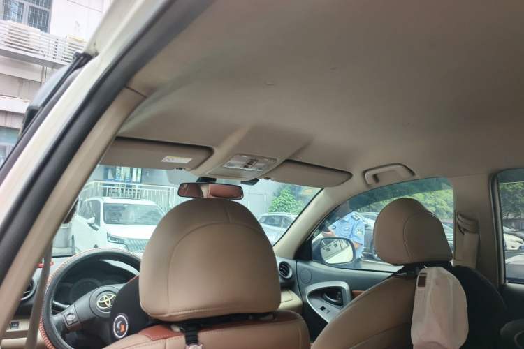 Used Toyota RAV4 2011 2.0L Automatic Classic Edition Headliner