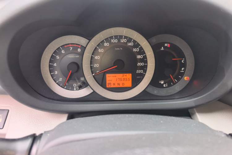 Used Toyota RAV4 2011 2.4L Automatic 4x4 Supreme Navigation Edition Instrument Cluster