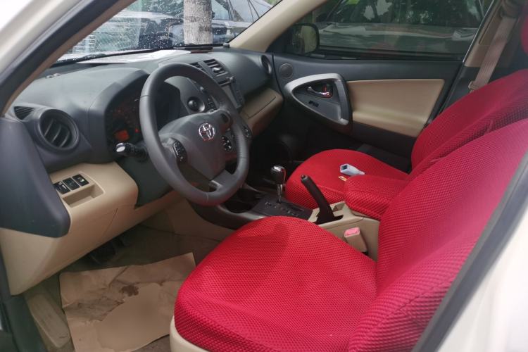 Used Toyota RAV4 2011 2.4L Automatic 4x4 Supreme Navigation Edition Left Front Seat