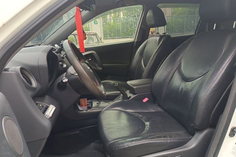 Used Toyota RAV4 2011 2.4L Automatic 4x4 Luxury Edition Left Front Seat