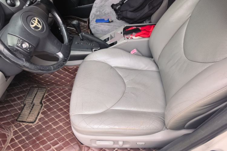 Used Toyota RAV4 2011 2.4L Automatic 4x4 Supreme Navigation Edition Left Front Seat