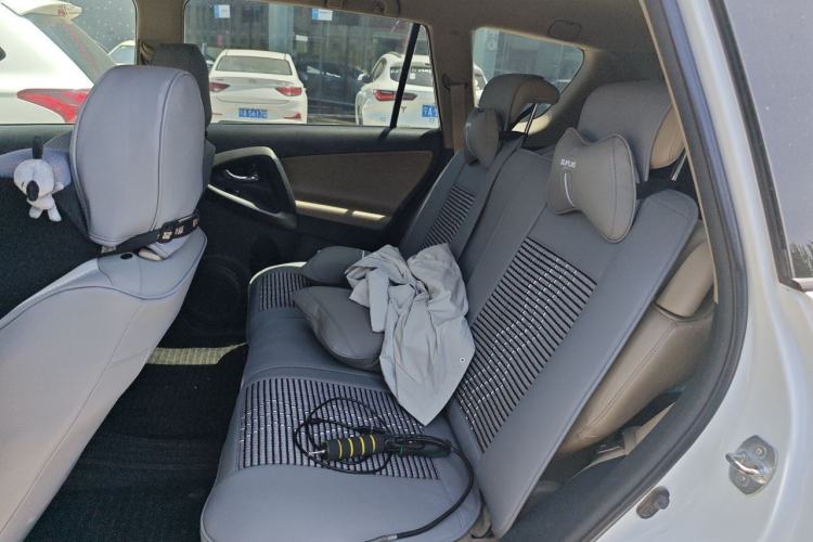 Used Toyota RAV4 2011 2.0L Automatic Luxury Edition Left Rear Seat