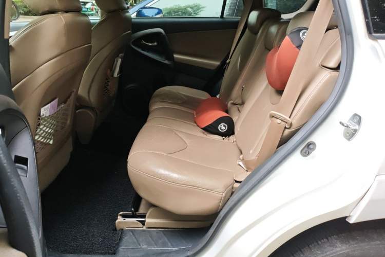 Used Toyota RAV4 2011 2.0L Automatic Luxury Edition Left Rear Seat