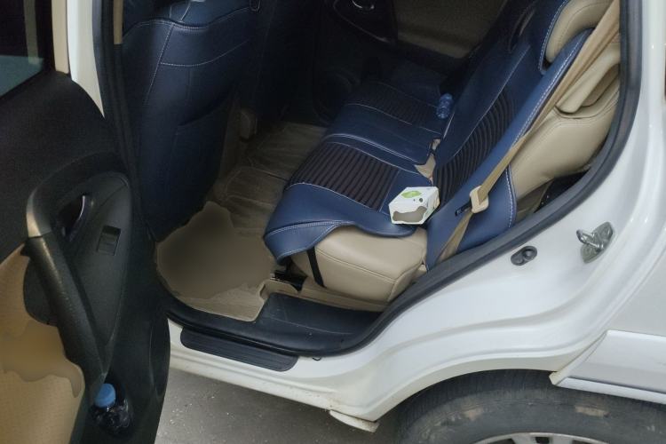 Used Toyota RAV4 2011 2.4L Automatic 4x4 Luxury Edition Left Rear Seat