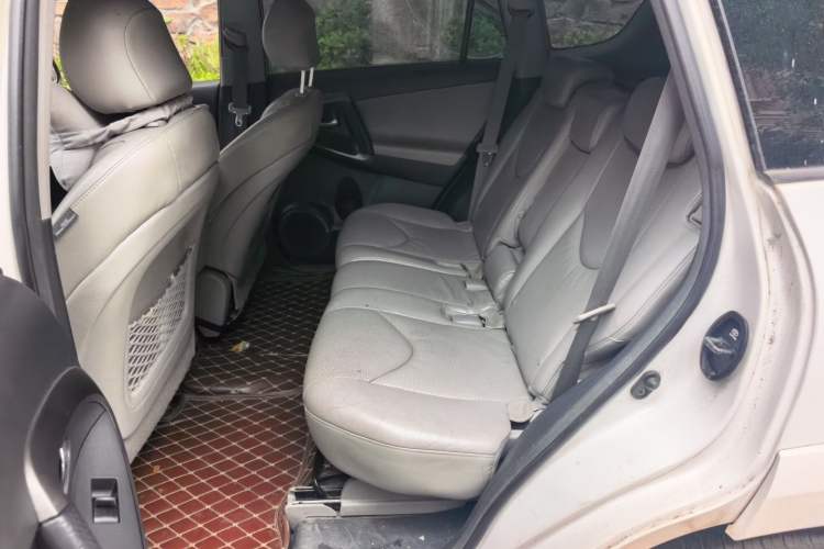 Used Toyota RAV4 2011 2.4L Automatic 4x4 Supreme Navigation Edition Left Rear Seat