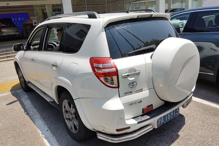 Used Toyota RAV4 2011 2.4L Automatic 4x4 Supreme Navigation Edition Rear Left 45 Deg