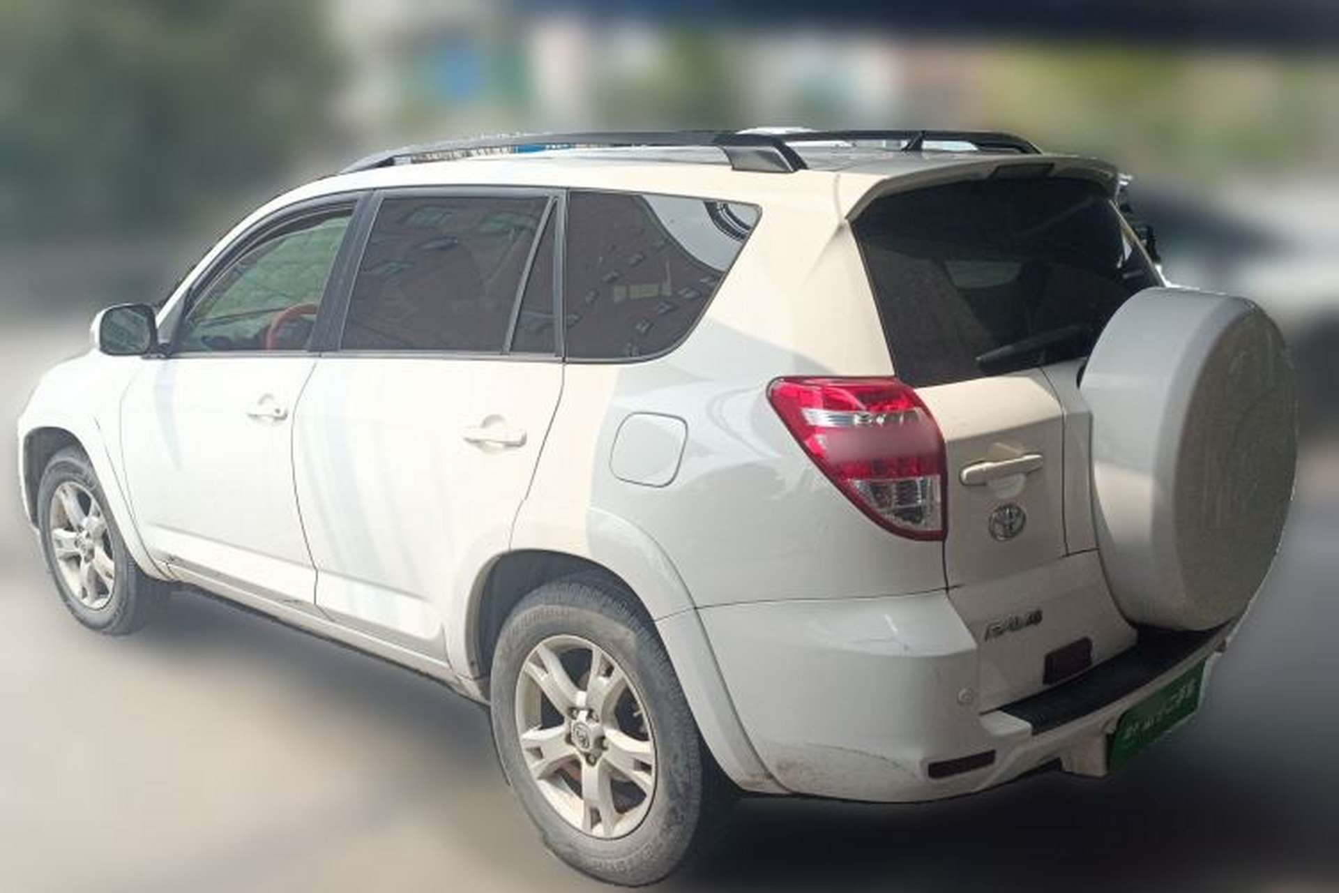 Used Toyota RAV4 2011 2.4L Automatic 4x4 Luxury Edition Rear Left 45 Deg