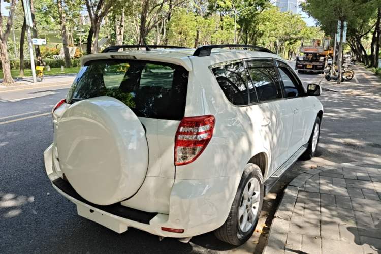 Used Toyota RAV4 2011 2.0L Automatic Classic Edition Rear Right 45 Deg