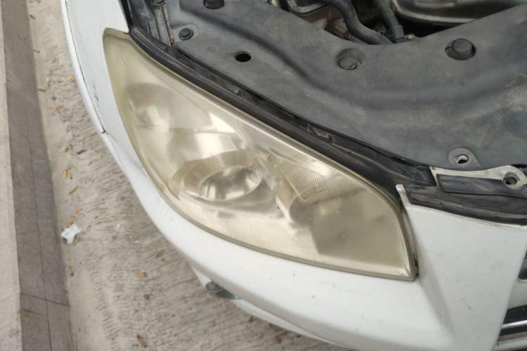 Used Toyota RAV4 2011 2.0L Automatic 4x4 Edition Right Front Headlight