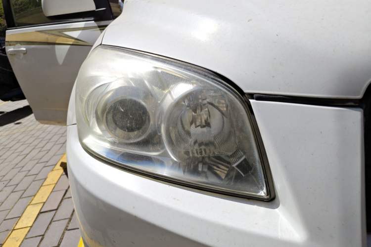 Used Toyota RAV4 2011 2.0L Automatic Classic Edition Right Front Headlight