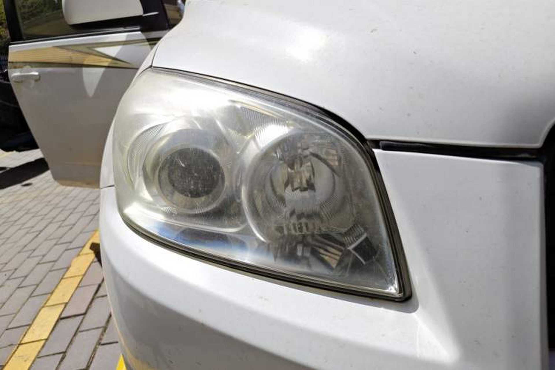 Used Toyota RAV4 2011 2.0L Automatic Classic Edition Right Front Headlight