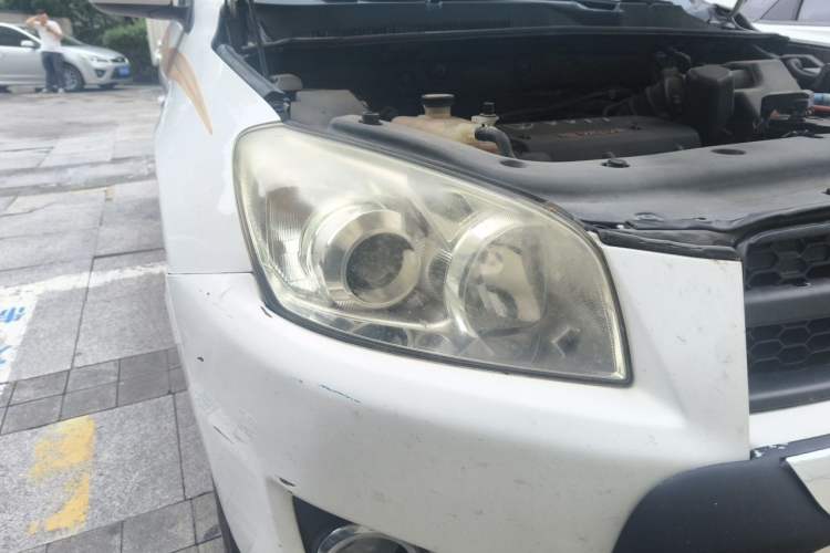 Used Toyota RAV4 2011 2.0L Automatic Classic Edition Right Front Headlight