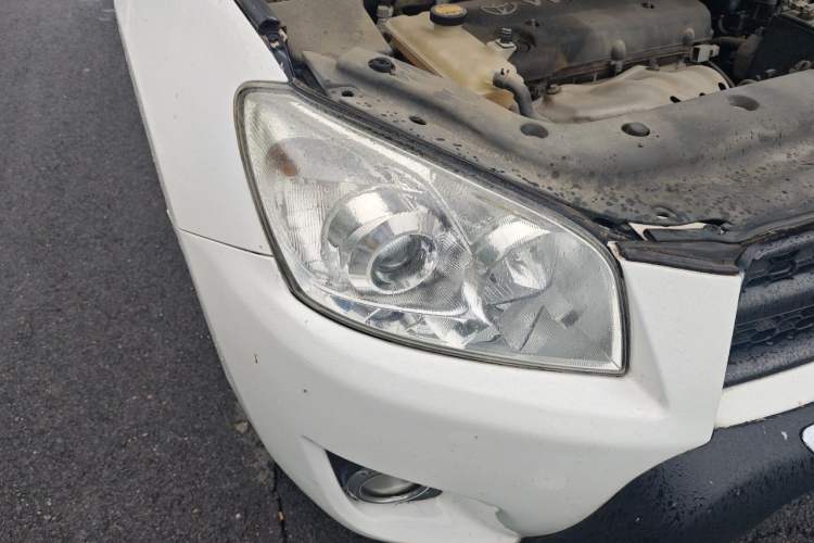 Used Toyota RAV4 2011 2.0L Automatic Classic Edition Right Front Headlight