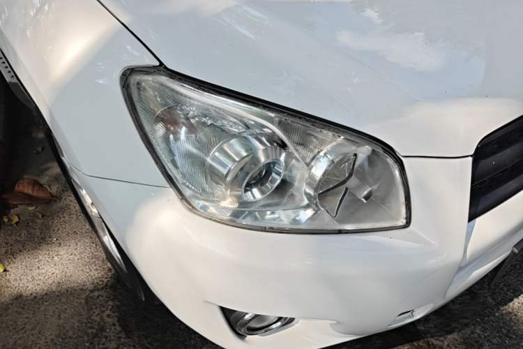 Used Toyota RAV4 2011 2.0L Automatic Classic Edition Right Front Headlight