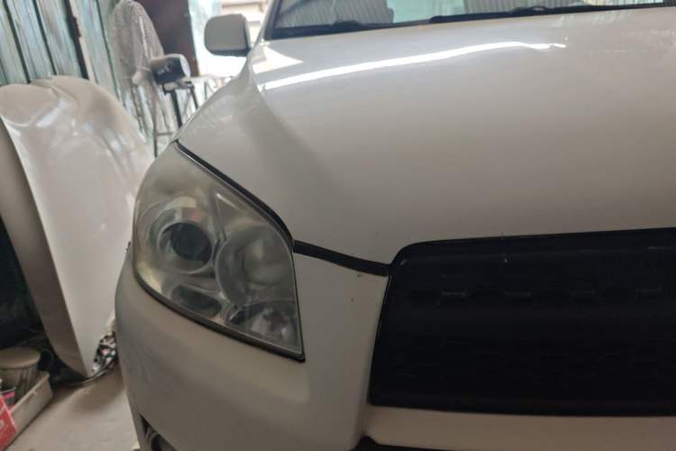 Used Toyota RAV4 2011 2.0L Manual Classic Edition Right Front Headlight