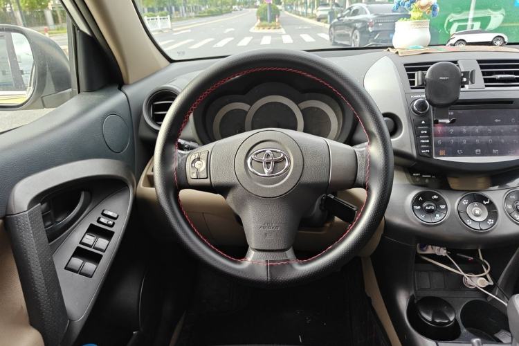 Used Toyota RAV4 2011 2.0L Automatic Classic Edition Steering Wheel