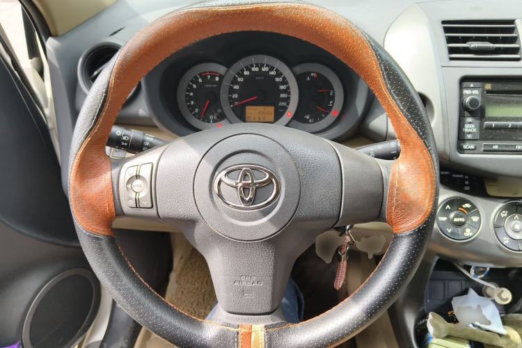 Used Toyota RAV4 2011 2.0L Automatic Classic Edition Steering Wheel