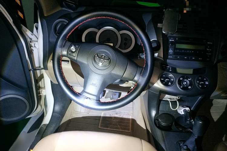 Used Toyota RAV4 2011 2.0L Manual Classic Edition Steering Wheel